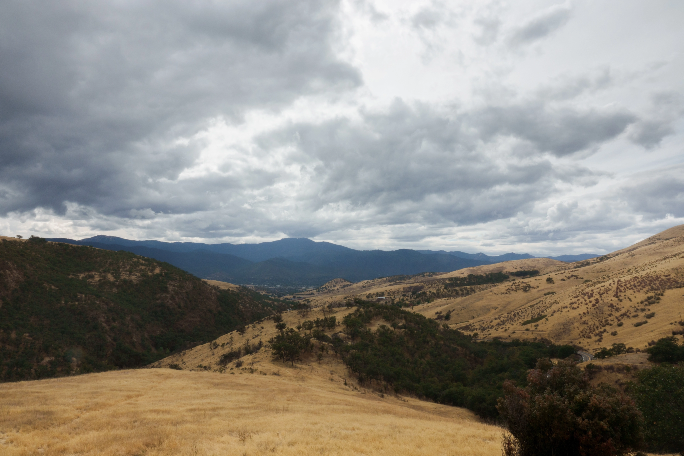 A photo of a cloudy Rogue Valley